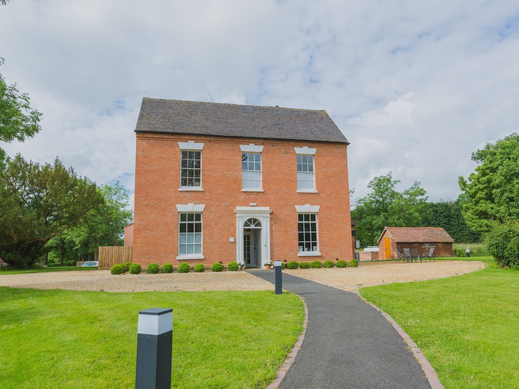 Core Clinics in Warwickshire is a multifaceted facility, founded by Stefaan Vossen.